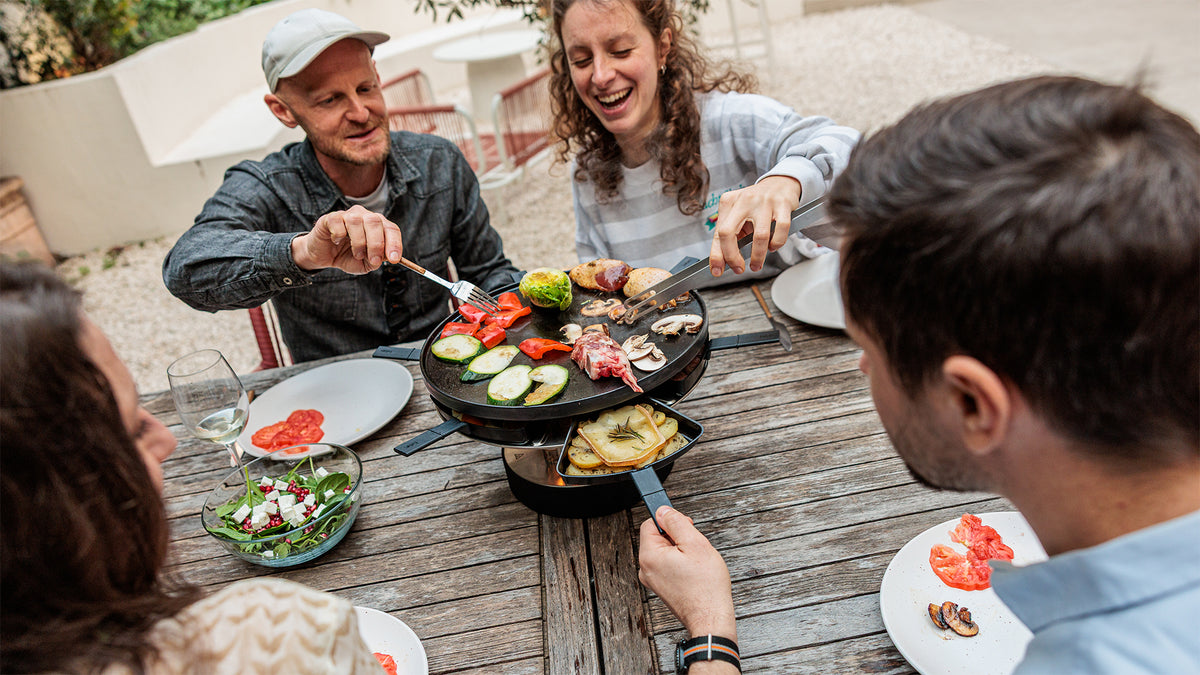 CIRCLE 35 Tabletop Grill Pro with pan set in use