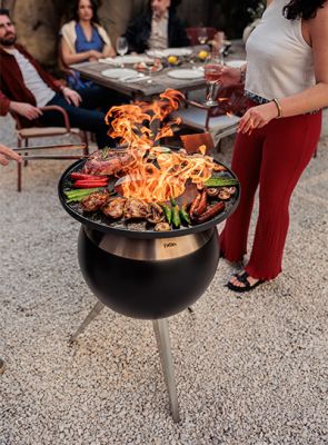 Continuous grilling surface